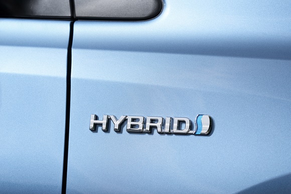 Toyota Auris Hybrid Logo © Toyota